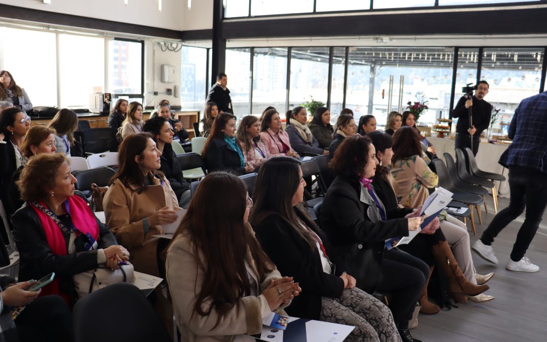 Primer encuentro de Mujeres en la Industria reunió a cerca de 40 lideresas del Biobío